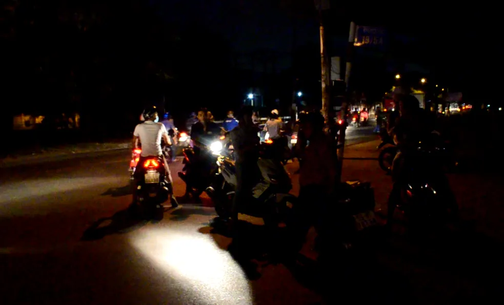 Hốt hoảng phát hiện thi thể người đàn ông tử vong cạnh gốc cây  ảnh 1