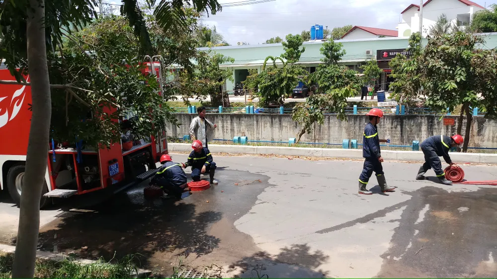  Cháy nhà dân ở quận Thủ Đức, nhiều người hốt hoảng ảnh 3