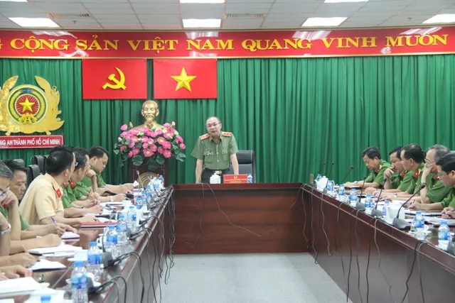 Triển khai công tác đảm bảo trật tự, ATGT trước, trong và sau trận chung kết AFF Cup ảnh 2 Triển khai công tác đảm bảo trật tự, ATGT trước, trong và sau trận chung kết AFF Cup ảnh 2