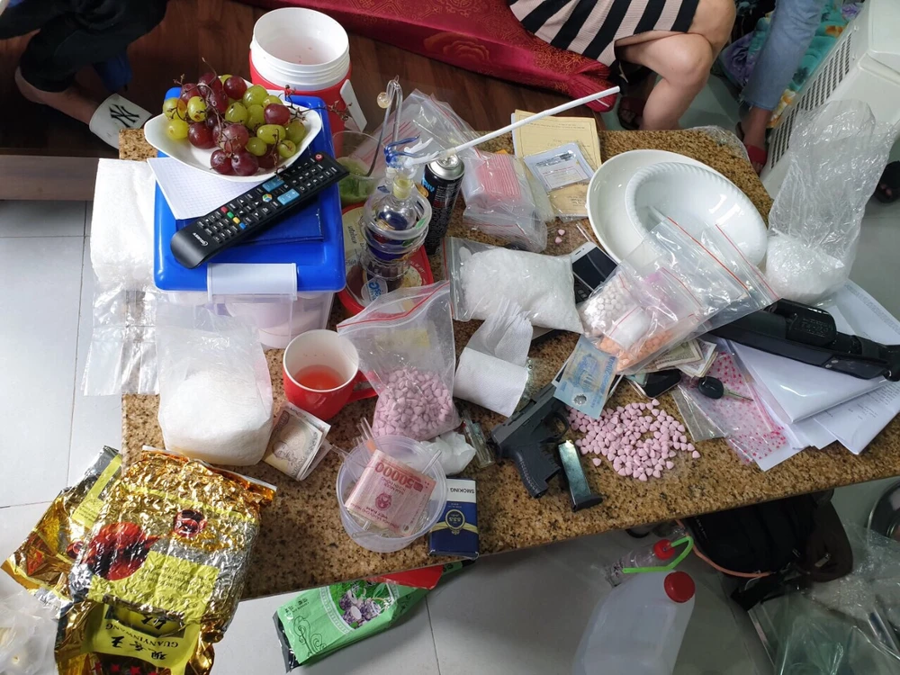 Triệt phá đường dây ma túy cực lớn từ Campuchia về TPHCM ảnh 3 Triệt phá đường dây ma túy cực lớn từ Campuchia về TPHCM ảnh 3