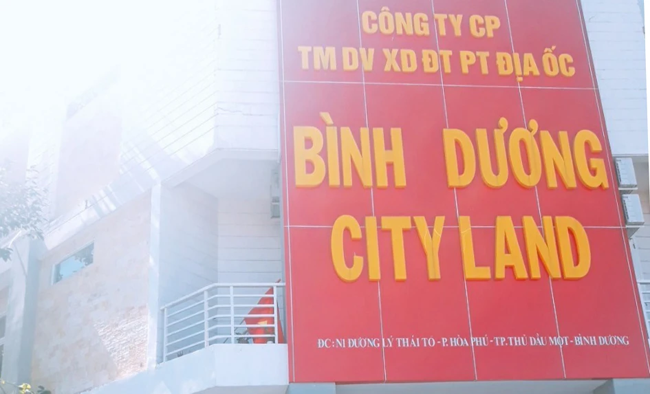 Bắt giam 2 lãnh đạo Công ty Bình Dương City Land. Ảnh: X.A