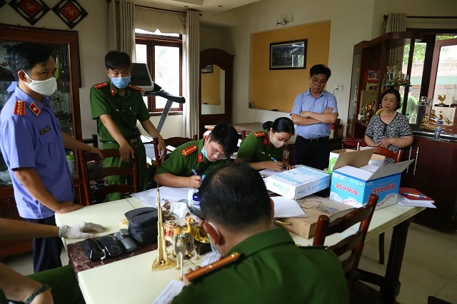 Khởi tố, bắt tạm giam lãnh đạo Tổng Công ty SX- XNK Bình Dương ảnh 1 Khởi tố, bắt tạm giam lãnh đạo Tổng Công ty SX- XNK Bình Dương ảnh 1
