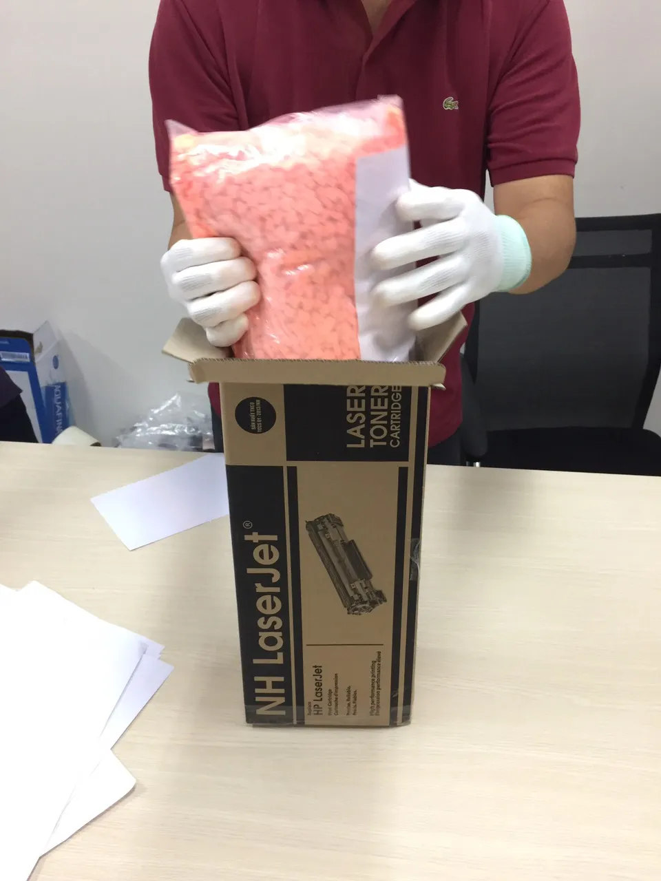 Phát hiện hơn 9kg ma tuý trong bưu kiện từ Châu Âu về TPHCM ảnh 1 Phát hiện hơn 9kg ma tuý trong bưu kiện từ Châu Âu về TPHCM ảnh 1