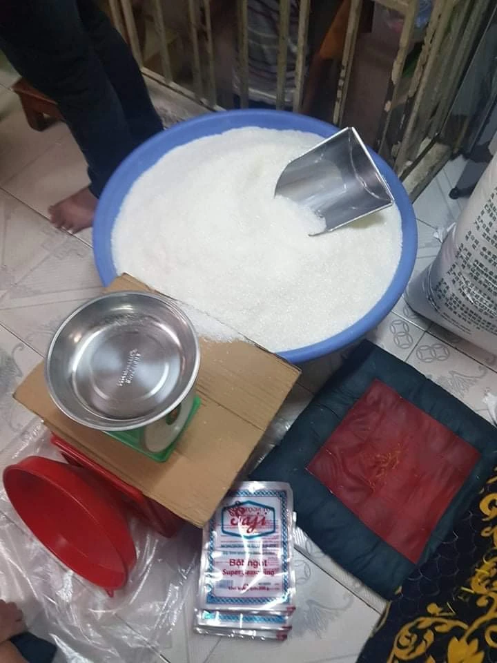 Phát hiện “xưởng” sản xuất bột ngọt giả nhãn hiệu nổi tiếng ở quận 8 ảnh 8 Phát hiện “xưởng” sản xuất bột ngọt giả nhãn hiệu nổi tiếng ở quận 8 ảnh 8