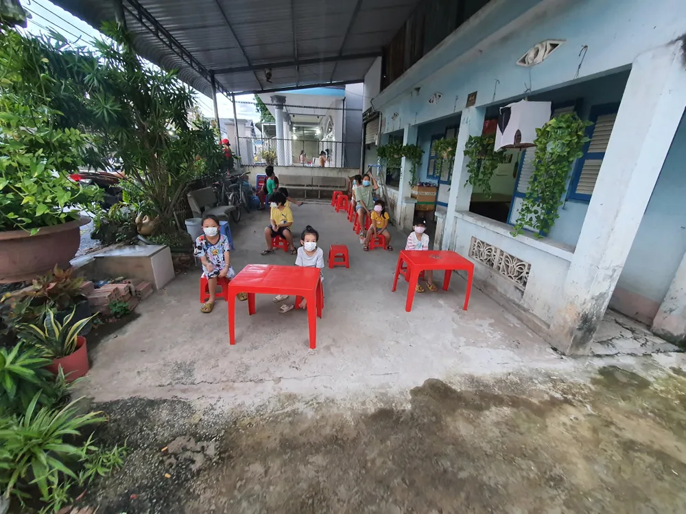 CSGT TPHCM trao 2.500 phần quà Trung thu tới các cháu thiếu nhi ở TP Thủ Đức ảnh 3 CSGT TPHCM trao 2.500 phần quà Trung thu tới các cháu thiếu nhi ở TP Thủ Đức ảnh 3