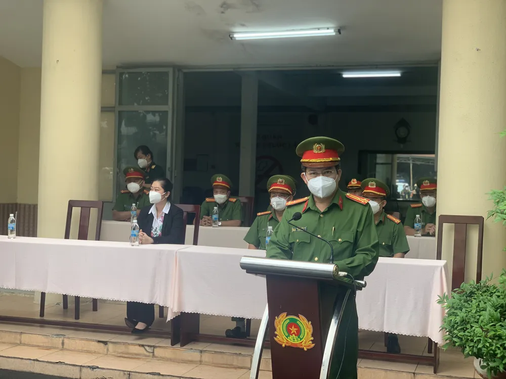 Công an TPHCM đồng loạt ra quân tuần tra, kiểm soát lưu động trong trạng thái “bình thường mới“ ảnh 2