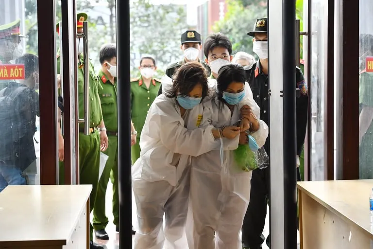 Hoãn phiên toà xét xử vụ giết người phi tang xác trong thùng phuy ảnh 2