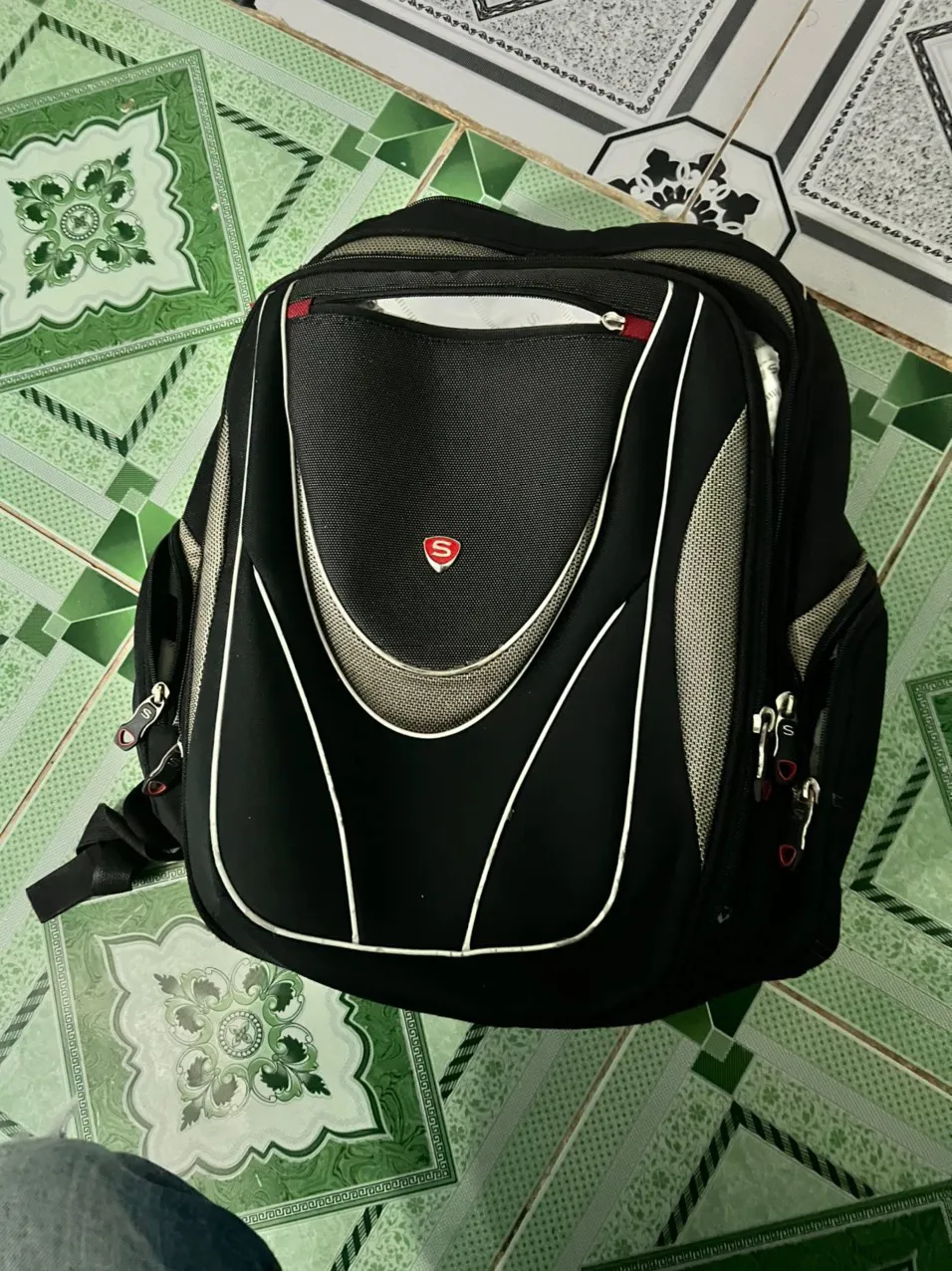 Bắt đối tượng chiếm đoạt tài sản của người nước ngoài ảnh 1