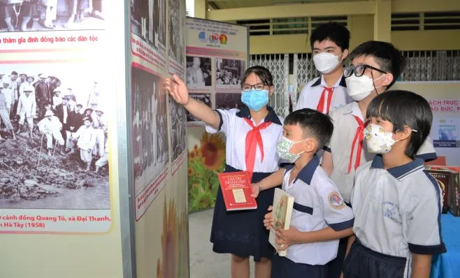 Chủ tịch HĐND TPHCM dự lễ khánh thành công trình Không gian văn hóa Hồ Chí Minh  ảnh 3