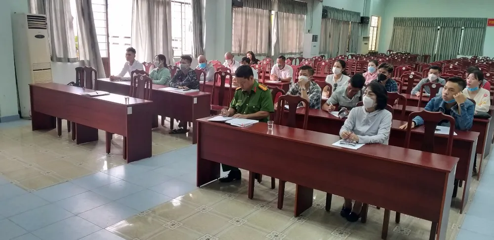 Quận Gò Vấp đình chỉ, tạm đình chỉ nhiều cơ sở kinh doanh karaoke ảnh 1 Quận Gò Vấp đình chỉ, tạm đình chỉ nhiều cơ sở kinh doanh karaoke ảnh 1