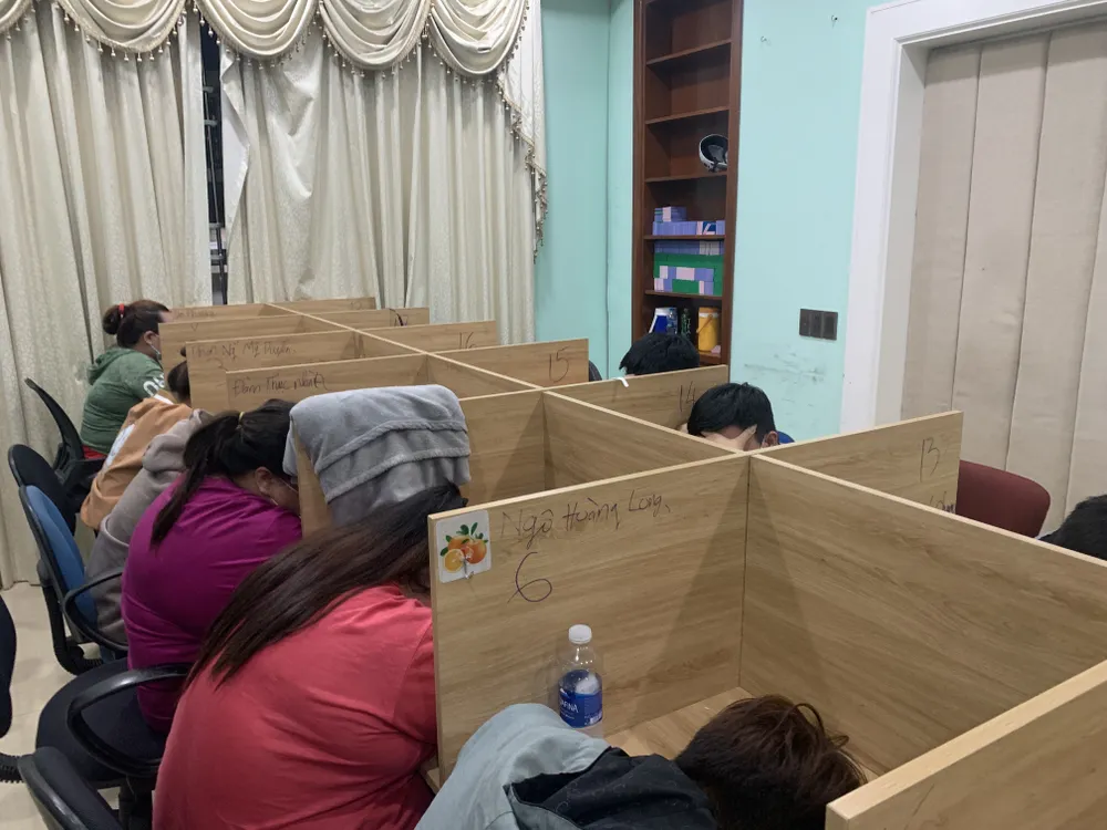 Ông “trùm” đường dây mạo danh ngân hàng lừa đảo gần 4,3 tỷ đồng trong 3 tháng ảnh 3 Ông “trùm” đường dây mạo danh ngân hàng lừa đảo gần 4,3 tỷ đồng trong 3 tháng ảnh 3