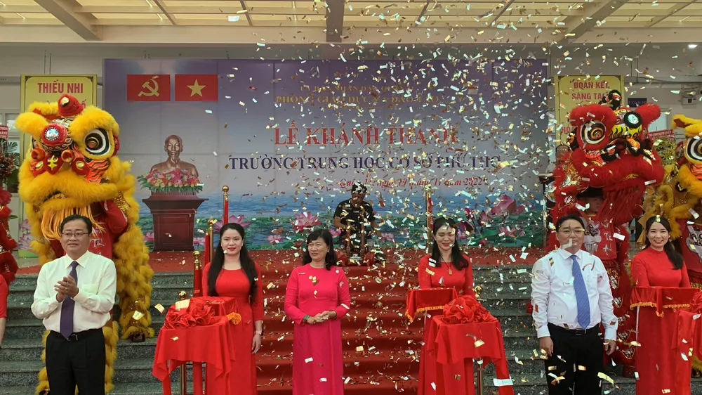 Khánh thành trường THCS Phú Thọ, quận 11 ảnh 1 Khánh thành trường THCS Phú Thọ, quận 11 ảnh 1