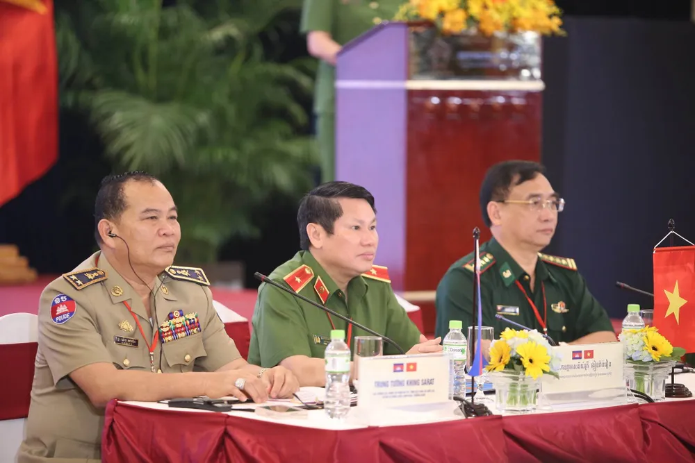 Lãnh đạo các đơn vị tại hội nghị. Ảnh: CHÍ THẠCH Lãnh đạo các đơn vị tại hội nghị. Ảnh: CHÍ THẠCH