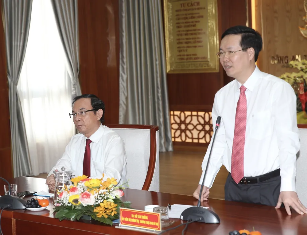 Thường trực Ban Bí thư Võ Văn Thưởng biểu dương thành tích Công an TPHCM đã đạt được trong năm 2022. Ảnh: CHÍ THẠCH Thường trực Ban Bí thư Võ Văn Thưởng biểu dương thành tích Công an TPHCM đã đạt được trong năm 2022. Ảnh: CHÍ THẠCH