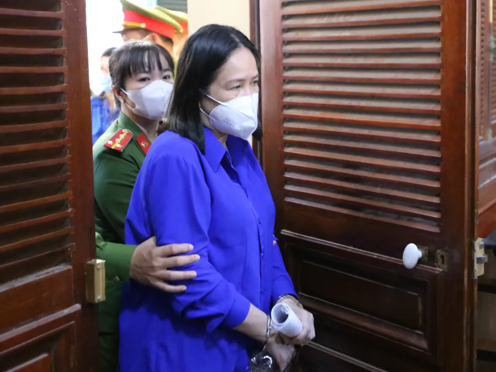 Vụ sai phạm tại Sở Y tế Cần Thơ: Lời khai về “phi vụ” đưa 3 tỷ đồng cho lãnh đạo  ảnh 3