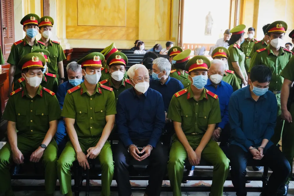 Các bị cáo tại tòa