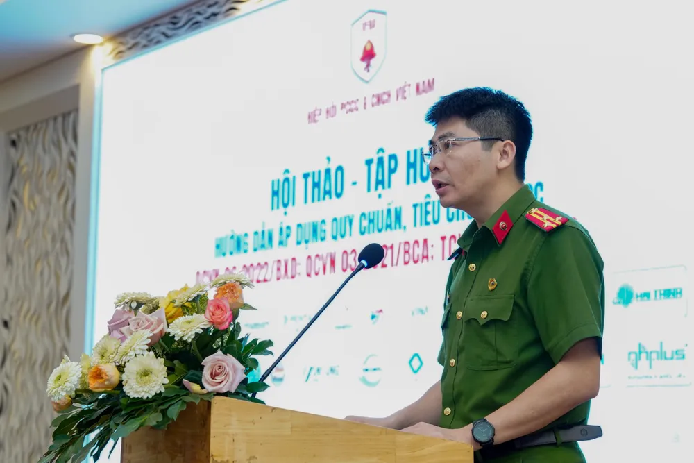 Đại diện C07, Bộ Công an phát biểu tại hội thảo. Đại diện C07, Bộ Công an phát biểu tại hội thảo.