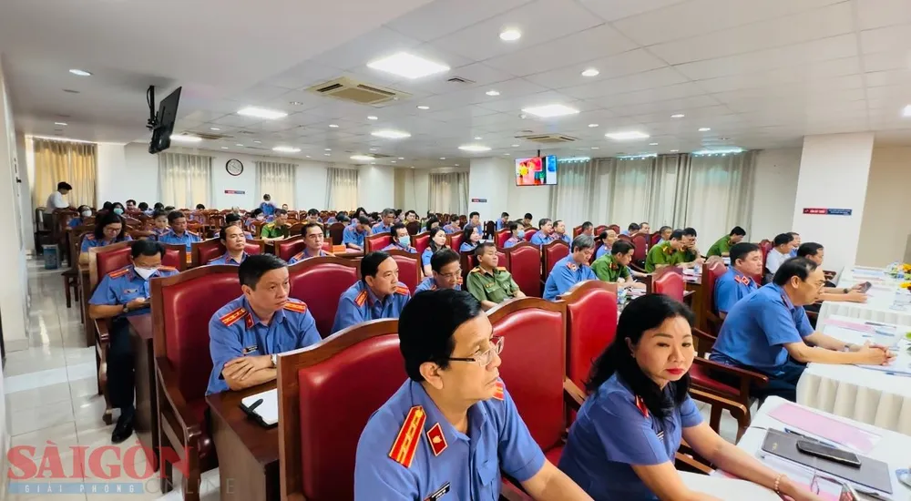 Đại diện các đơn vị tại hội nghị. Ảnh: CHÍ THẠCH Đại diện các đơn vị tại hội nghị. Ảnh: CHÍ THẠCH