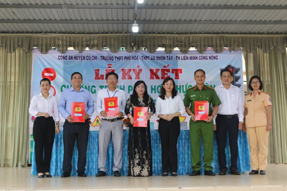 Các đơn vị tại lễ ký kết