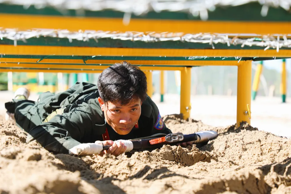 Phần trình diễn của Đoàn Công an TPHCM. Ảnh: NGUYỄN TRANG