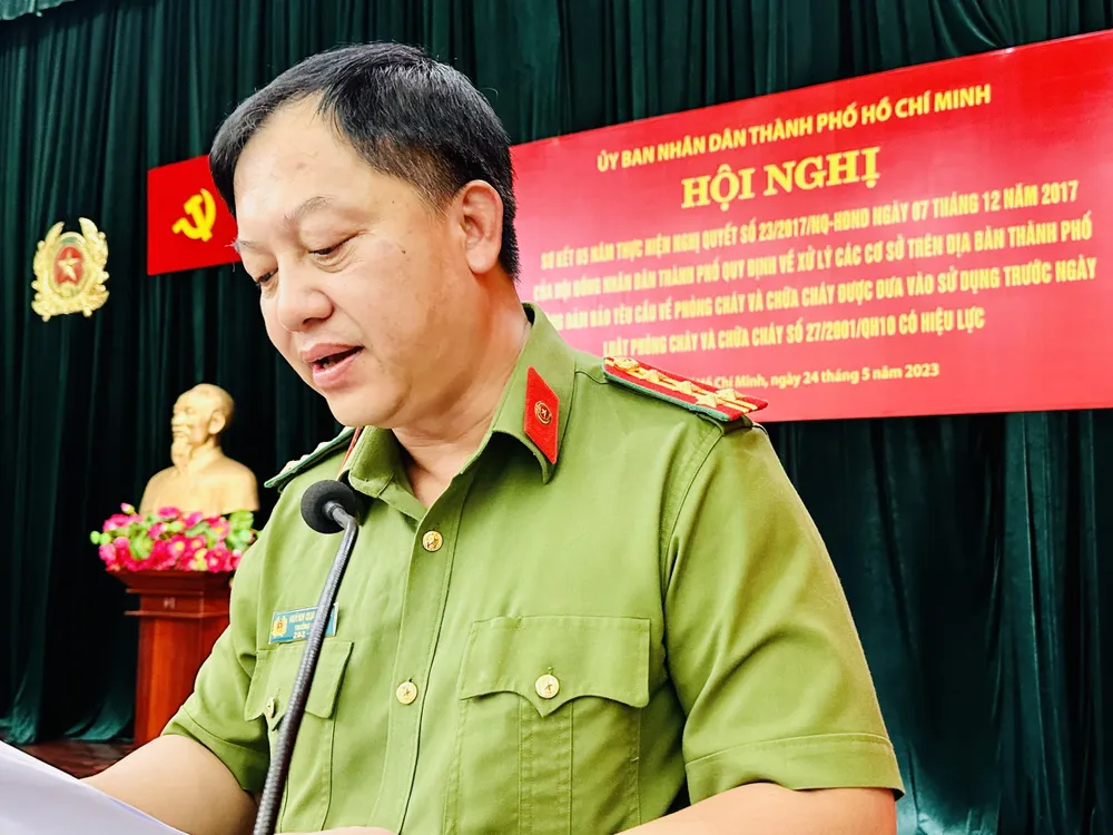 Đại tá Huỳnh Quang Tâm, Trưởng Phòng PC07 báo cáo tại hội nghị Đại tá Huỳnh Quang Tâm, Trưởng Phòng PC07 báo cáo tại hội nghị