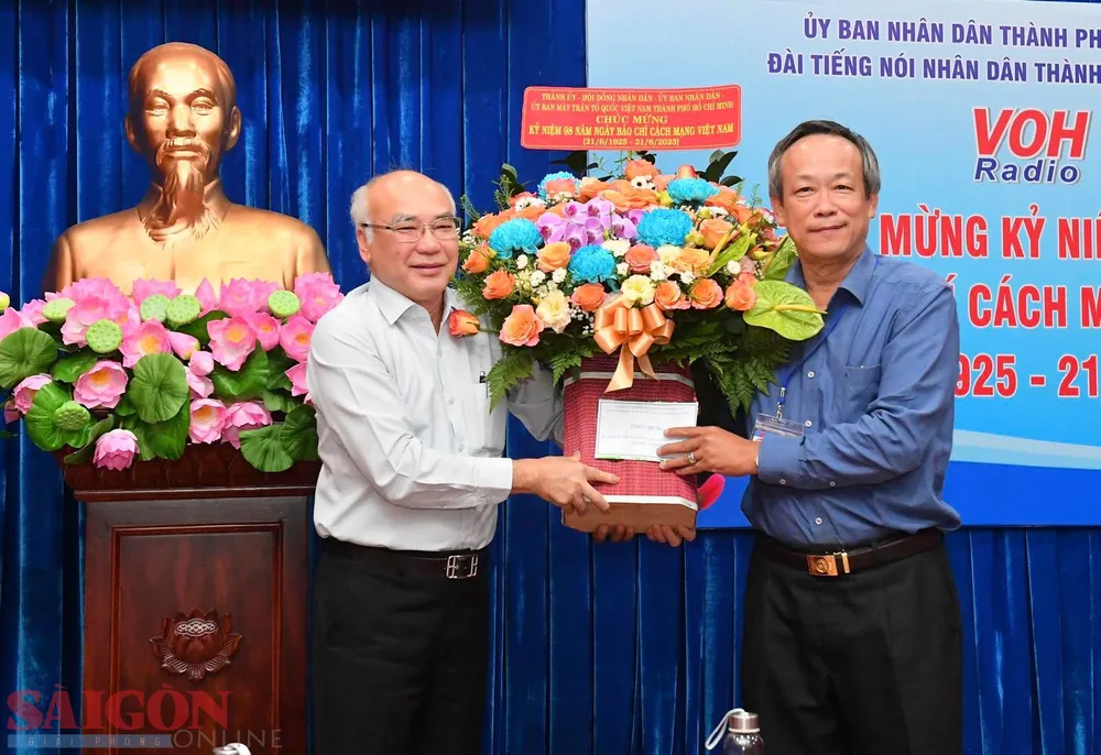 Trưởng Ban Tuyên giáo Thành ủy TPHCM Phan Nguyễn Như Khuê thăm và chúc Đài Tiếng nói Nhân dân TPHCM. Ảnh: VIỆT DŨNG Trưởng Ban Tuyên giáo Thành ủy TPHCM Phan Nguyễn Như Khuê thăm và chúc Đài Tiếng nói Nhân dân TPHCM. Ảnh: VIỆT DŨNG