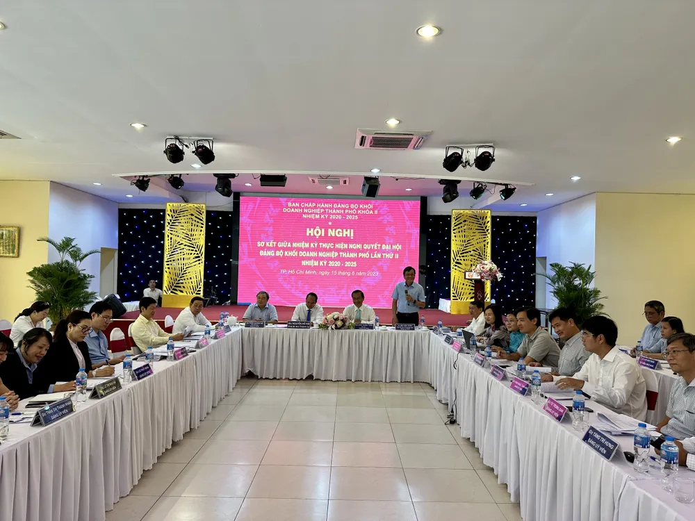 Quang cảnh hội nghị. Ảnh: CHÍ THẠCH