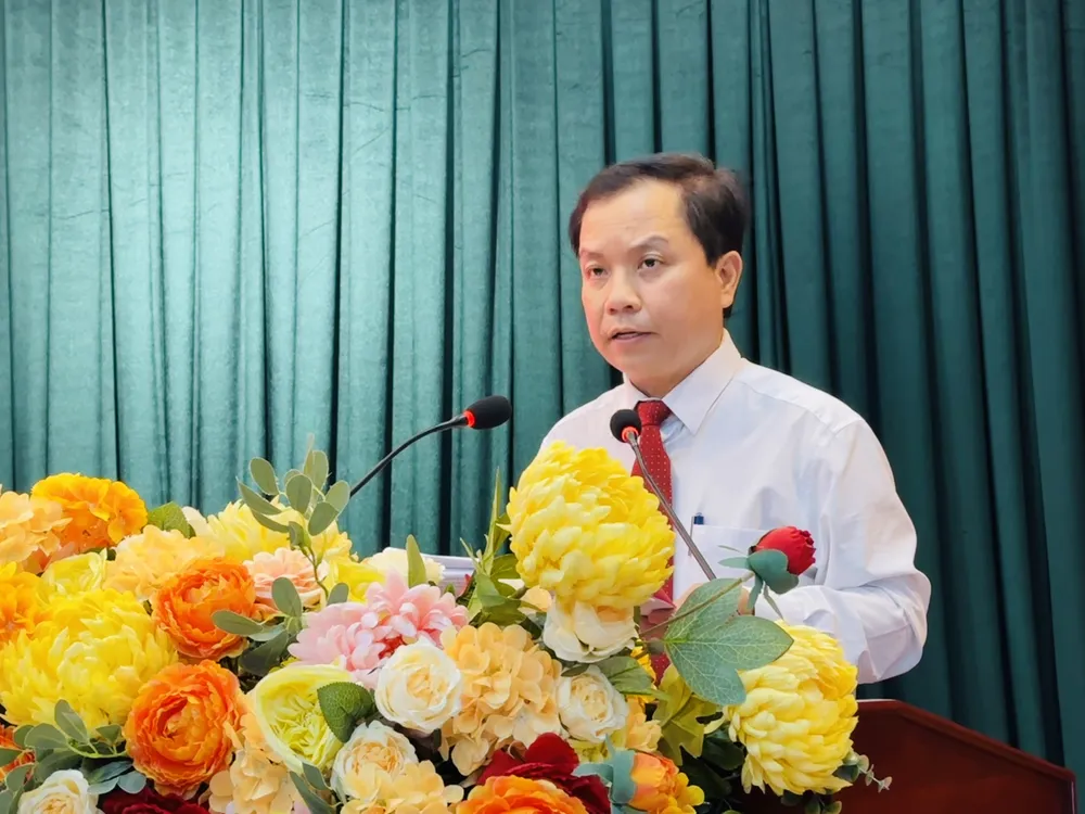 Bí thư Quận ủy quận 6 Ma Xuân Việt phát biểu tại hội nghị. Ảnh: CHÍ THẠCH Bí thư Quận ủy quận 6 Ma Xuân Việt phát biểu tại hội nghị. Ảnh: CHÍ THẠCH