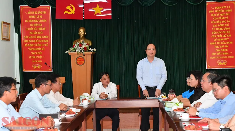 Đồng chí Nguyễn Hồ Hải phát biểu tại Chi cục phòng chống tệ nạn xã hội. Ảnh: VIỆT DŨNG