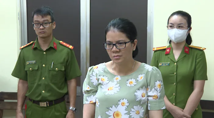 Kế toán trưởng Ngô Thị Hàn Ly Kế toán trưởng Ngô Thị Hàn Ly