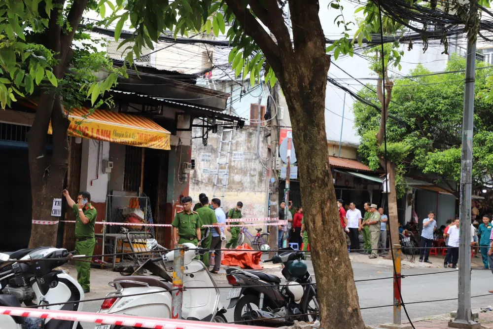 Công an phong tỏa hiện trường