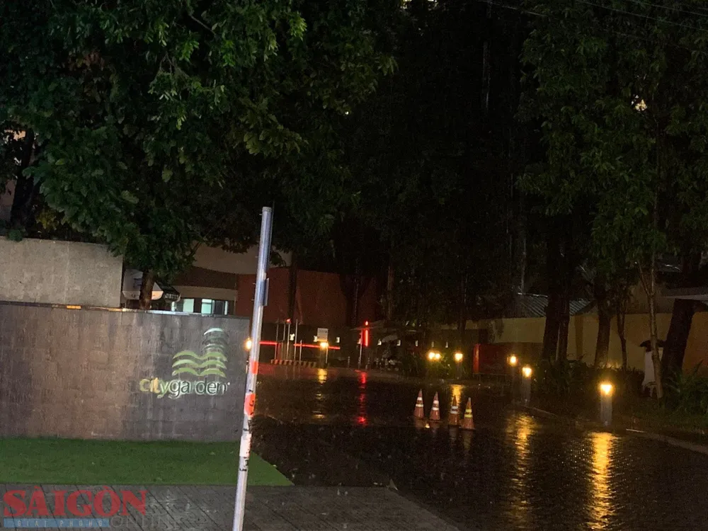 Chung cư City Garden - nơi xảy ra vụ việc. Ảnh: CHÍ THẠCH Chung cư City Garden - nơi xảy ra vụ việc. Ảnh: CHÍ THẠCH