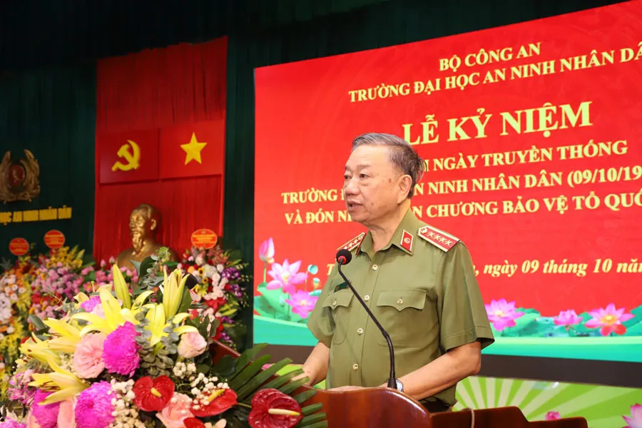 Đại tướng Tô Lâm phát biểu chỉ đạo. Ảnh: Đại học ANND Đại tướng Tô Lâm phát biểu chỉ đạo. Ảnh: Đại học ANND