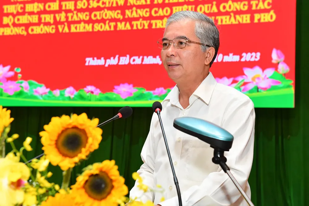 Phó Chủ tịch UBND TPHCM Ngô Minh Châu phát biểu tại hội nghị. Ảnh: VIỆT DŨNG Phó Chủ tịch UBND TPHCM Ngô Minh Châu phát biểu tại hội nghị. Ảnh: VIỆT DŨNG