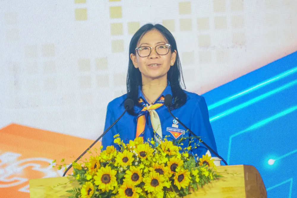 Bí thư Thành Đoàn TPHCM Phan Thị Thanh Phương phát biểu tại đại hội