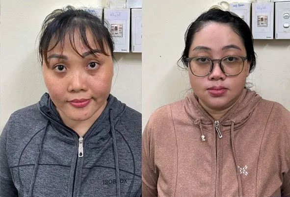 Lợi và Chi (từ trái qua phải) tại cơ quan công an Lợi và Chi (từ trái qua phải) tại cơ quan công an