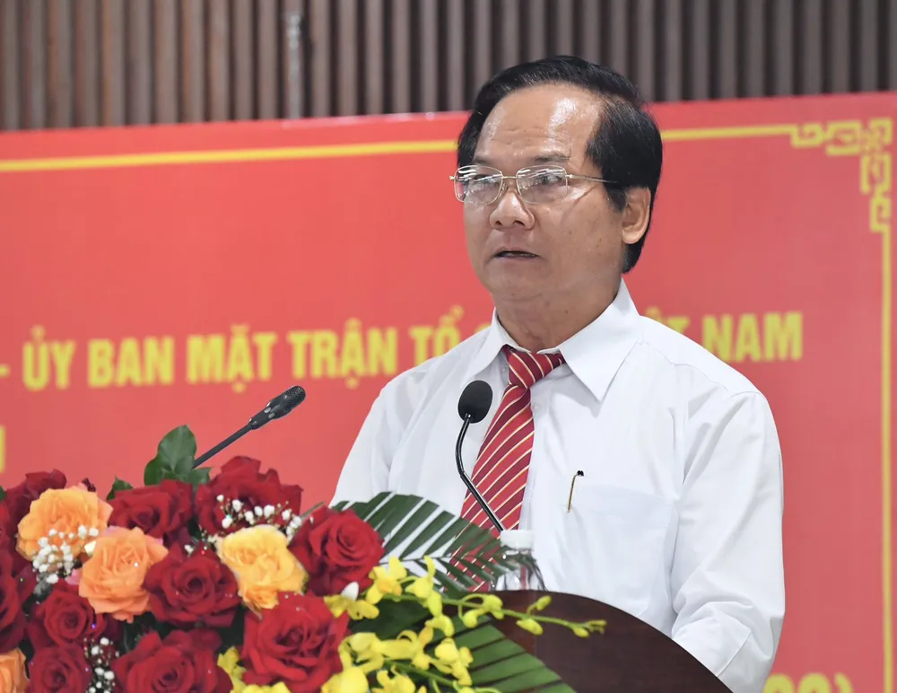 Bí thư Huyện ủy huyện Hóc Môn Trần Văn Khuyên phát biểu tại buổi họp mặt. Ảnh: VIỆT DŨNG Bí thư Huyện ủy huyện Hóc Môn Trần Văn Khuyên phát biểu tại buổi họp mặt. Ảnh: VIỆT DŨNG