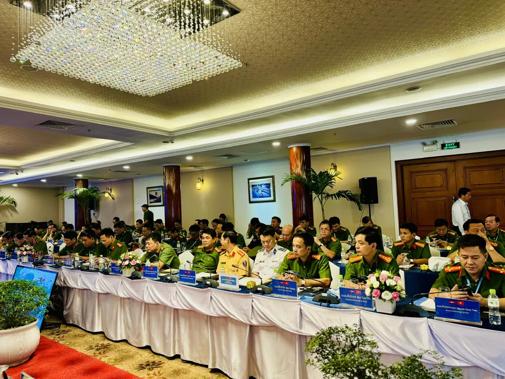 Các đại biểu tham dự hội nghị. Ảnh: CHÍ THẠCH