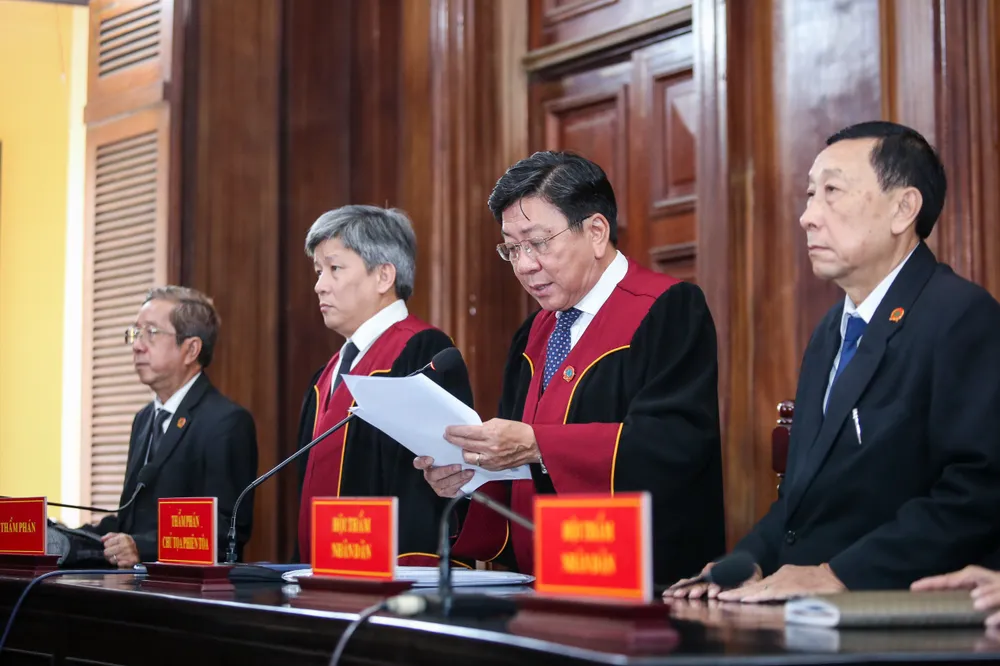 HĐXX tuyên án các bị cáo tại phiên tòa