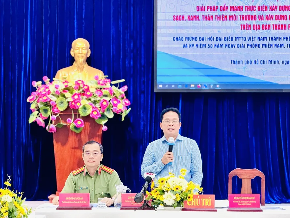 Phó Chủ tịch Ủy ban MTTQ Việt Nam TPHCM Phạm Minh Tuấn phát biểu tại hội nghị 2e4e6a0fddb57eeb27a4.jpg