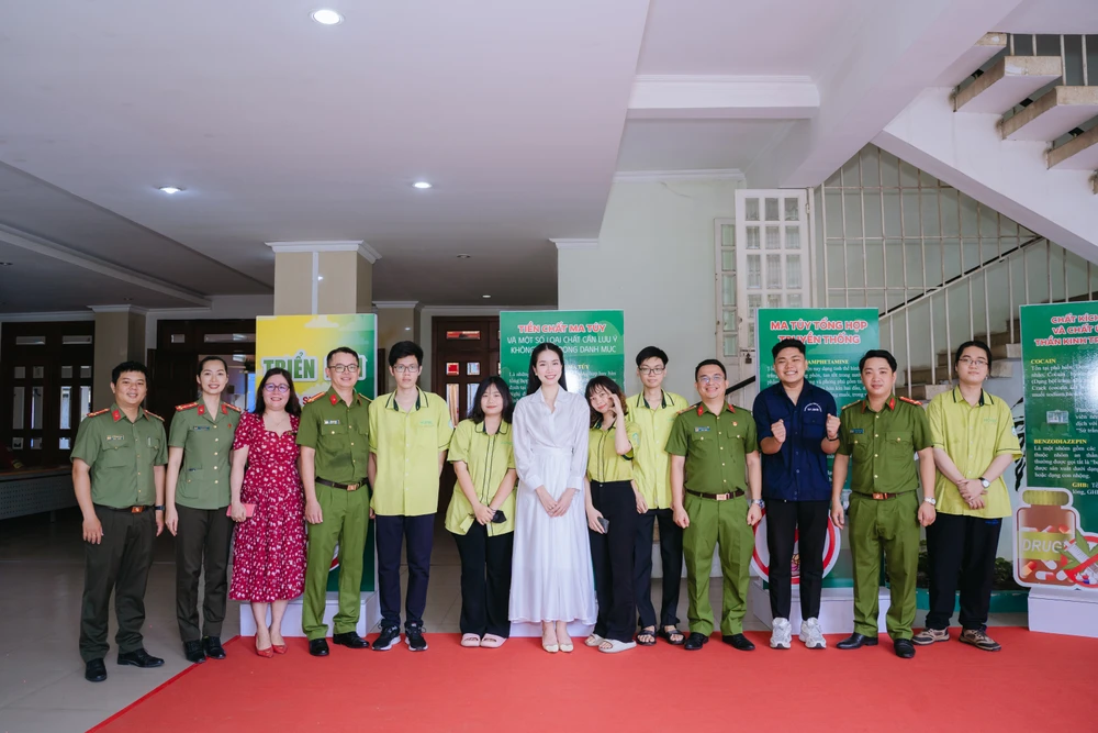 Chương trình nhằm mục đích tuyên truyền, giáo dục... cho các em học sinh, sinh viên tránh xa ma túy. Ảnh: Thành Phát NTTP (75 of 99).jpg