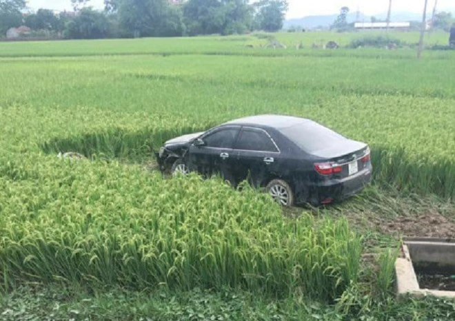 Chiếc xe Camry gây ra vụ tai nạn