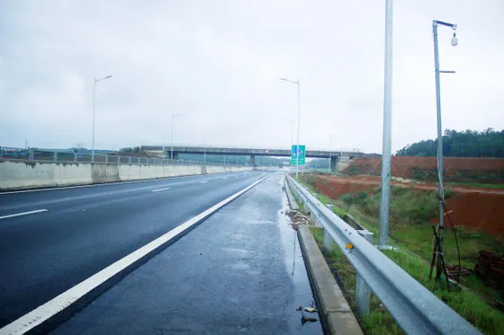 Yêu cầu xử lý dứt điểm 2 nút giao lên cao tốc Đà Nẵng - Quảng Ngãi ảnh 2