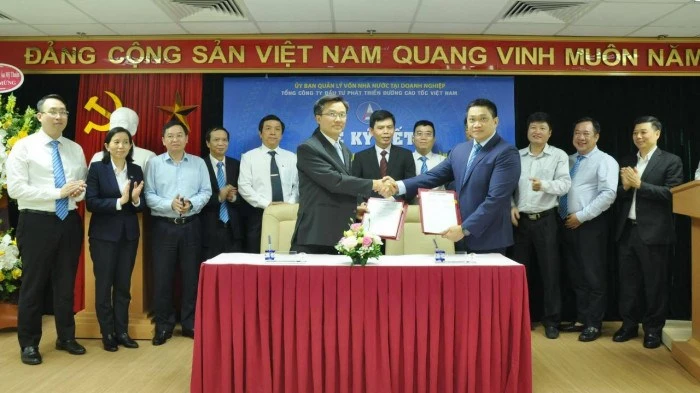 Quang cảnh lễ ký kết. Ảnh: VEC