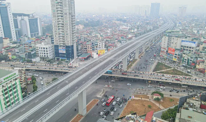 Đường Vành đai 2 trên cao đoạn Vĩnh Tuy - Ngã Tư Sở có chiều dài hơn 5km