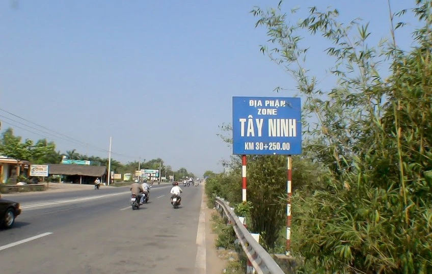 QL22 nối vào cửa khẩu Mộc Bài (Tây Ninh)