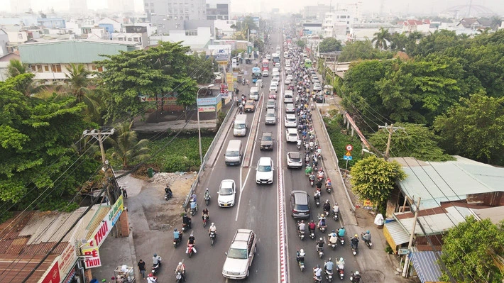 Quốc lộ 22 đang trở nên quá tải