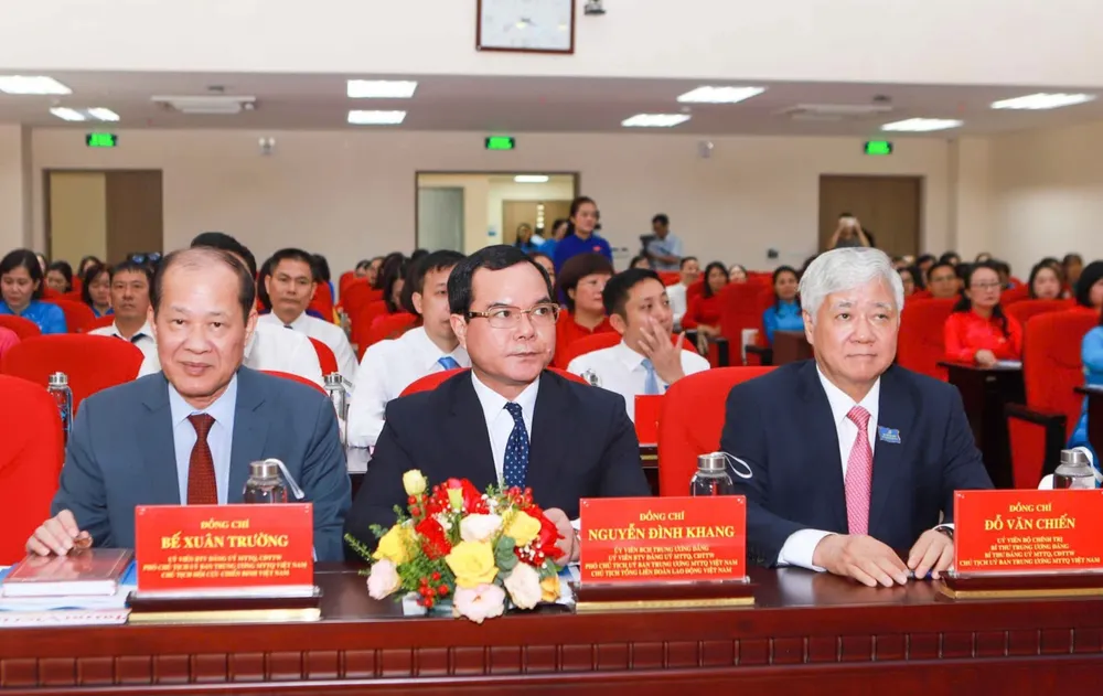 Đại hội Đại biểu Đảng bộ Trung ương Hội liên hiệp phụ nữ Việt Nam lần thứ I, nhiệm kỳ 2025-2030 khai mạc tại Hà Nội sáng 11-8 DHpn1.jpg