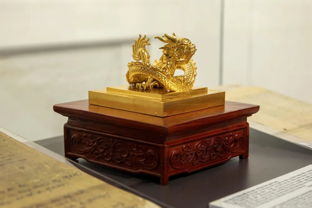 Ấn “Hoàng đế chi bảo” là biểu tượng quyền lực tối cao của triều đình phong kiến xưa 1000007314.jpg