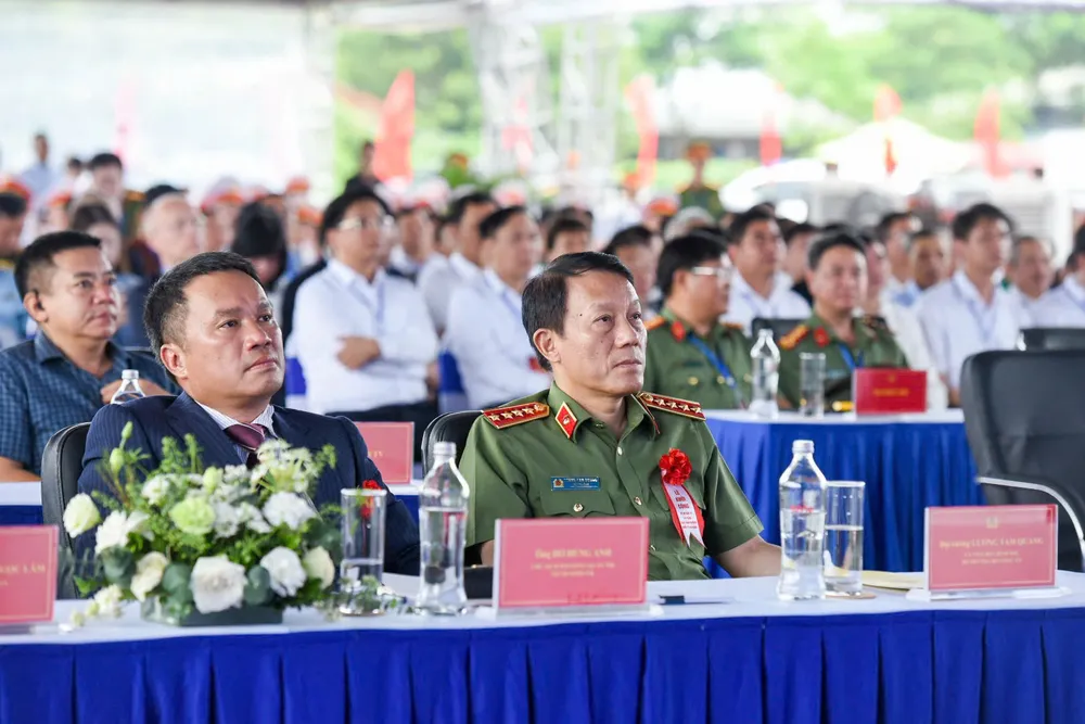 Đại tướng Lương Tam Quang, Bộ trưởng Bộ Công an dự lễ khởi công Cảng hàng không quốc tế Gia Bình 1000007889.jpg